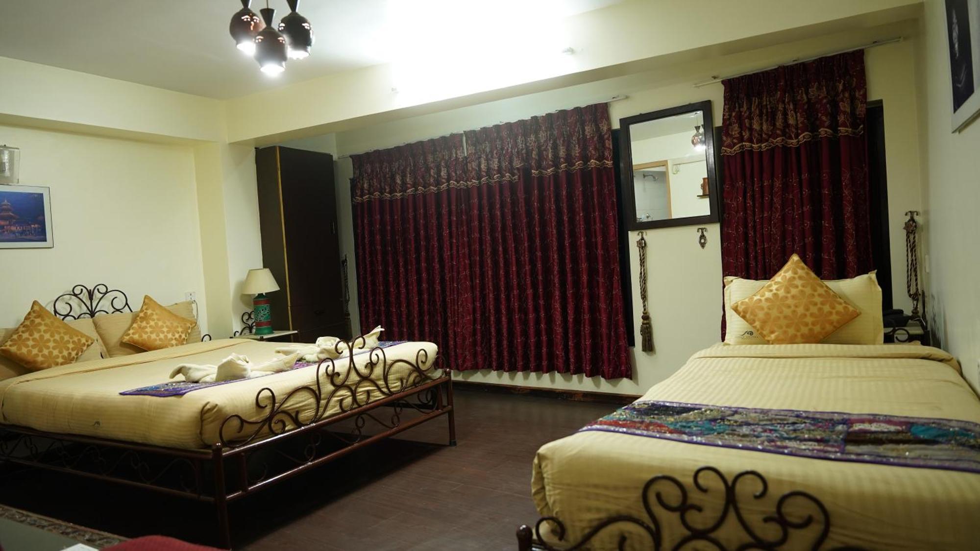 Cosy Hotel Bhaktapur Exterior photo